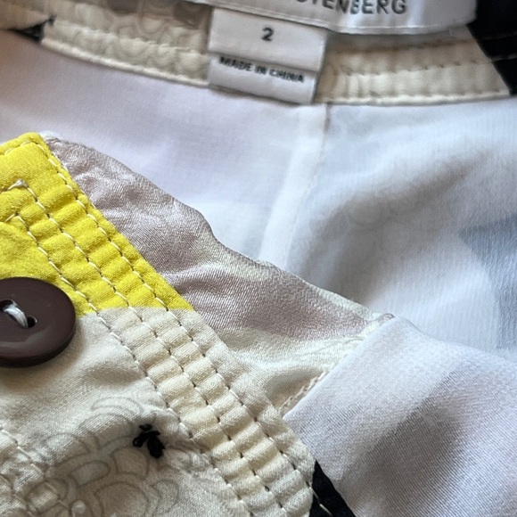 Diane von Furstenberg Floral Silk Shorts 2 - Picture 9 of 16